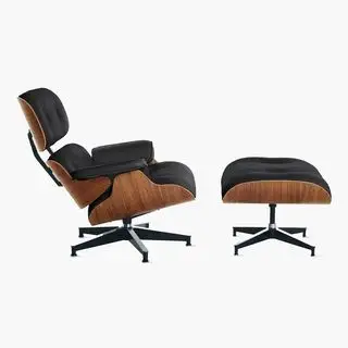 Design-Loungesessel in Reichweite