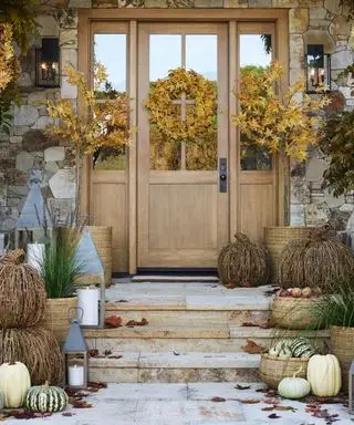Decorazioni per la porta d'ingresso di Halloween