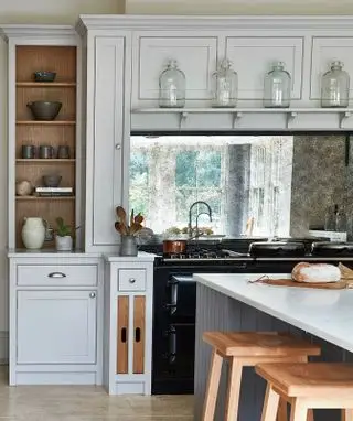 Decorare con gli specchi