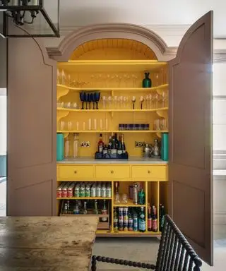 frittstående barskap i vanlig engelsk design