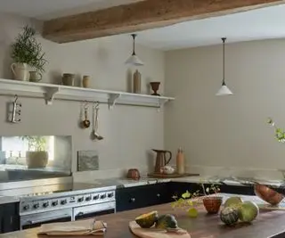 Diseño interior mediterráneo moderno