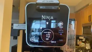 Ekspres do kawy Ninja DualBrew Pro na blacie
