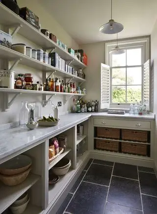 Walk-in pantry