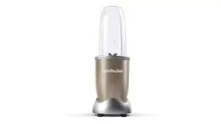 Mixér NutriBullet 900 na bielom pozadí