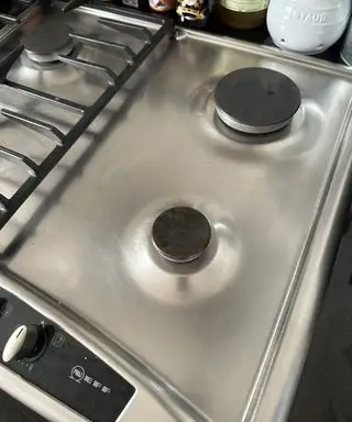 Čistenie nerezových hrncov octom