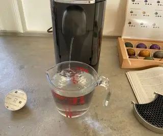 Nespresso Vertuo Plus renser ut vannet