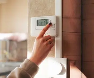 Por que meu AC central está funcionando, mas não está soprando ar? Especialistas em manutenção avaliam