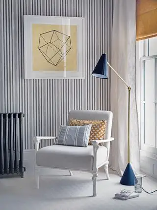 Lampa podłogowa do salonu