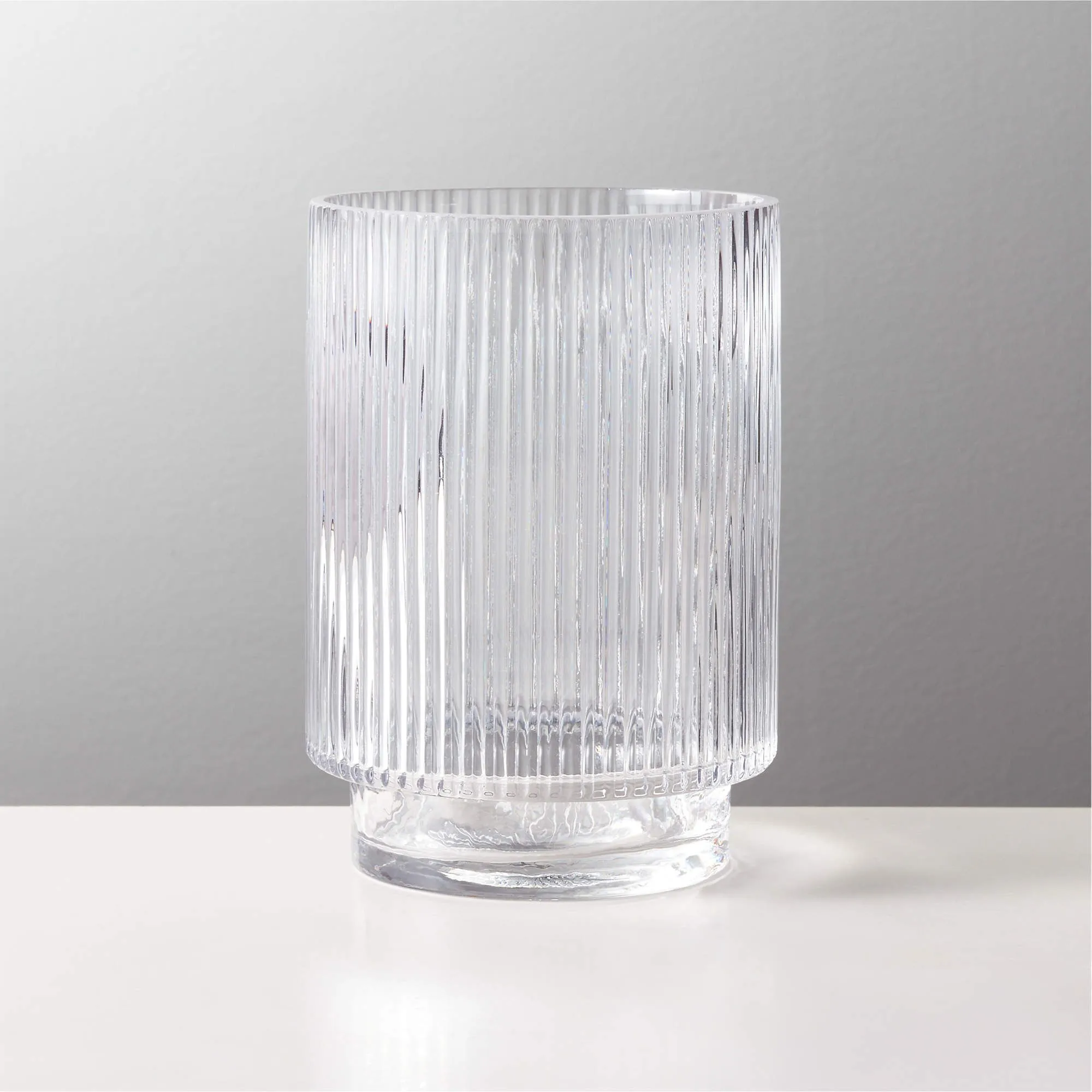 Grand vase en verre cannelé' loading='lazy' title=