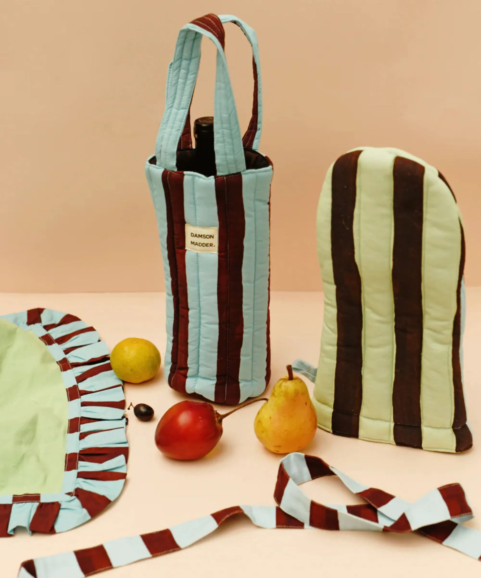 Rękawica kuchenna i podkładki do przechowywania butelek wina w paski' loading='lazy' title=