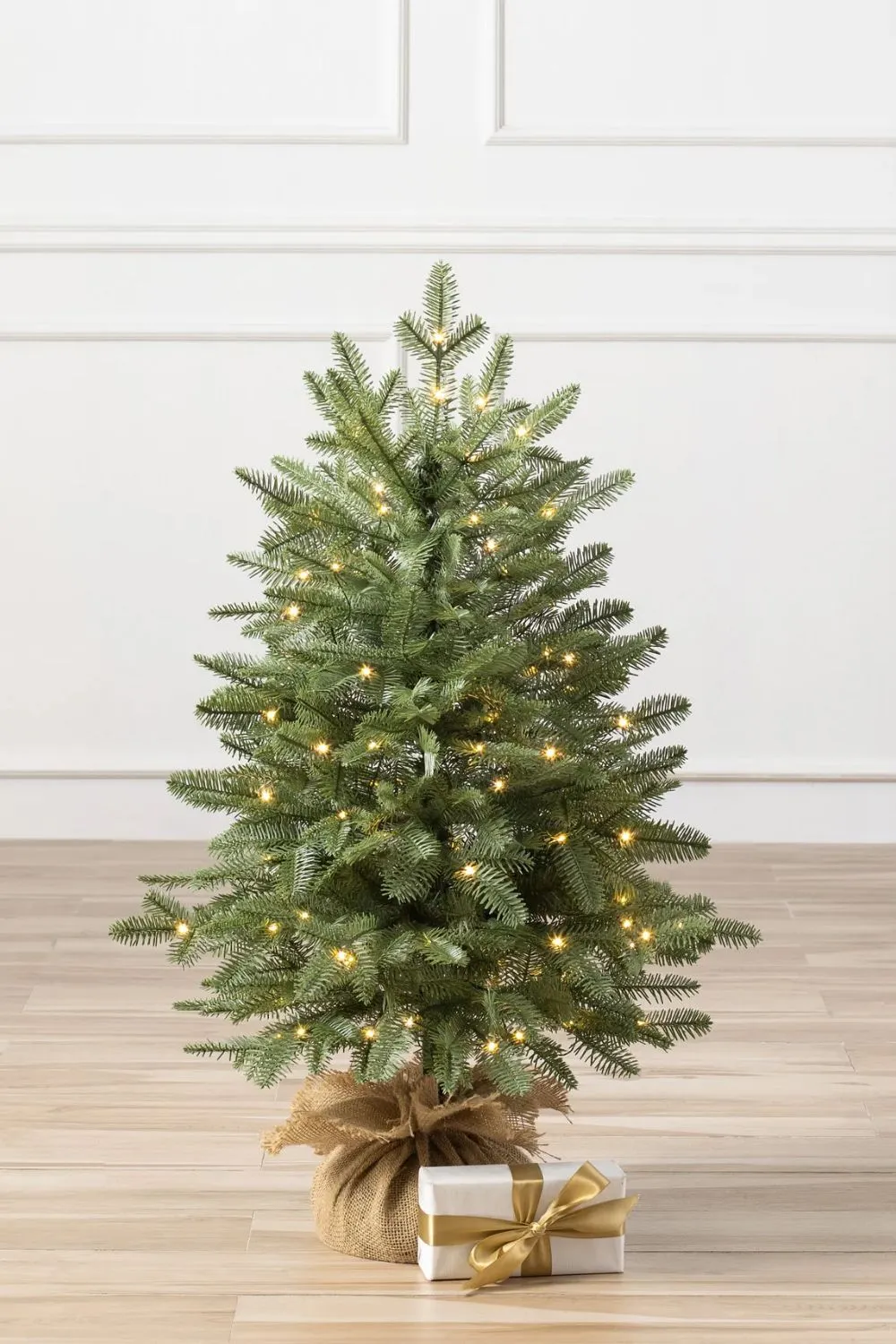 点灯済み卓上クリスマスツリー、麻袋ベース付き' loading='lazy' title=