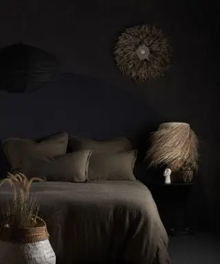 dormitorio negro