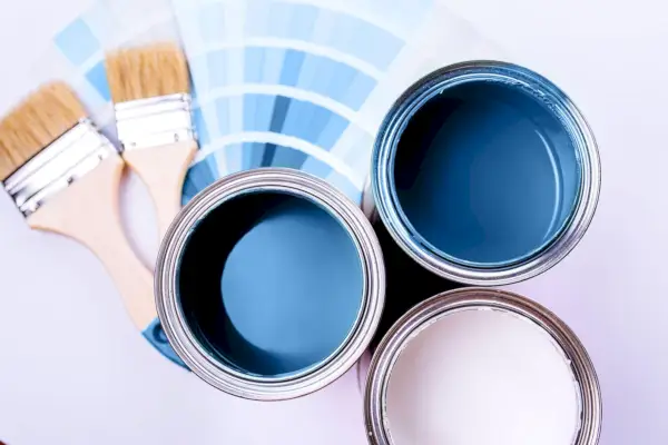 Tinta acetinada versus tinta casca de ovo – quais são as diferenças?