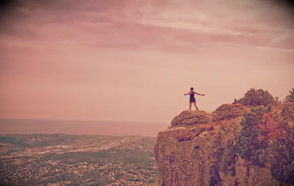 30 Jesteś silniejszy niż myślisz, że cytaty, aby Cię wzmocnić