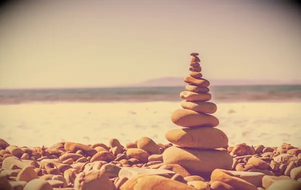 Balance citater: 76 kraftfulde sætninger, der hjælper dig med at finde lykke og indre fred