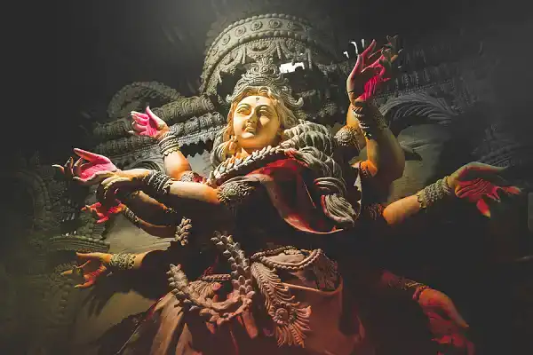 85 nomes de deuses e deusas hindus (nomes hindu-védicos)