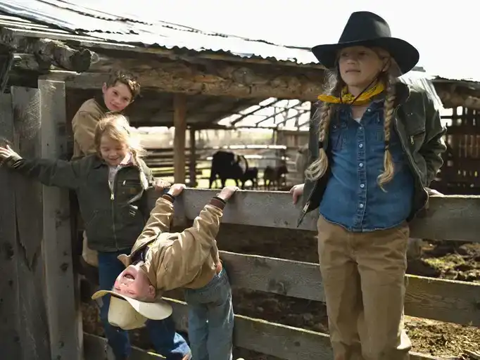 75 cowgirl- og cowgirlnavne til at kilde din lilles fancy