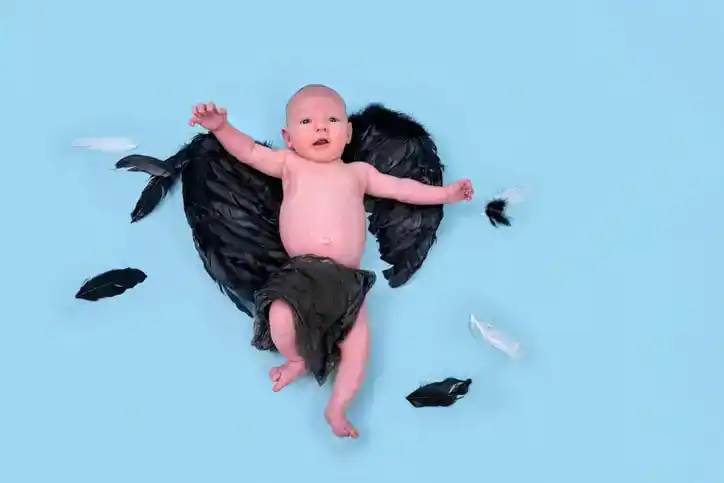 75 nomi gotici per il tuo bambino gotico