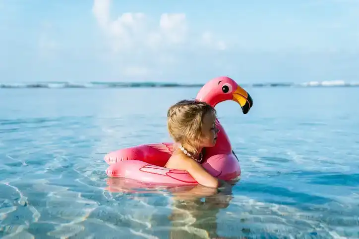 78 Namen für Mädchen, die das Meer oder Wasser repräsentieren, um Sie bei Ihrer Namenssuche zu inspirieren
