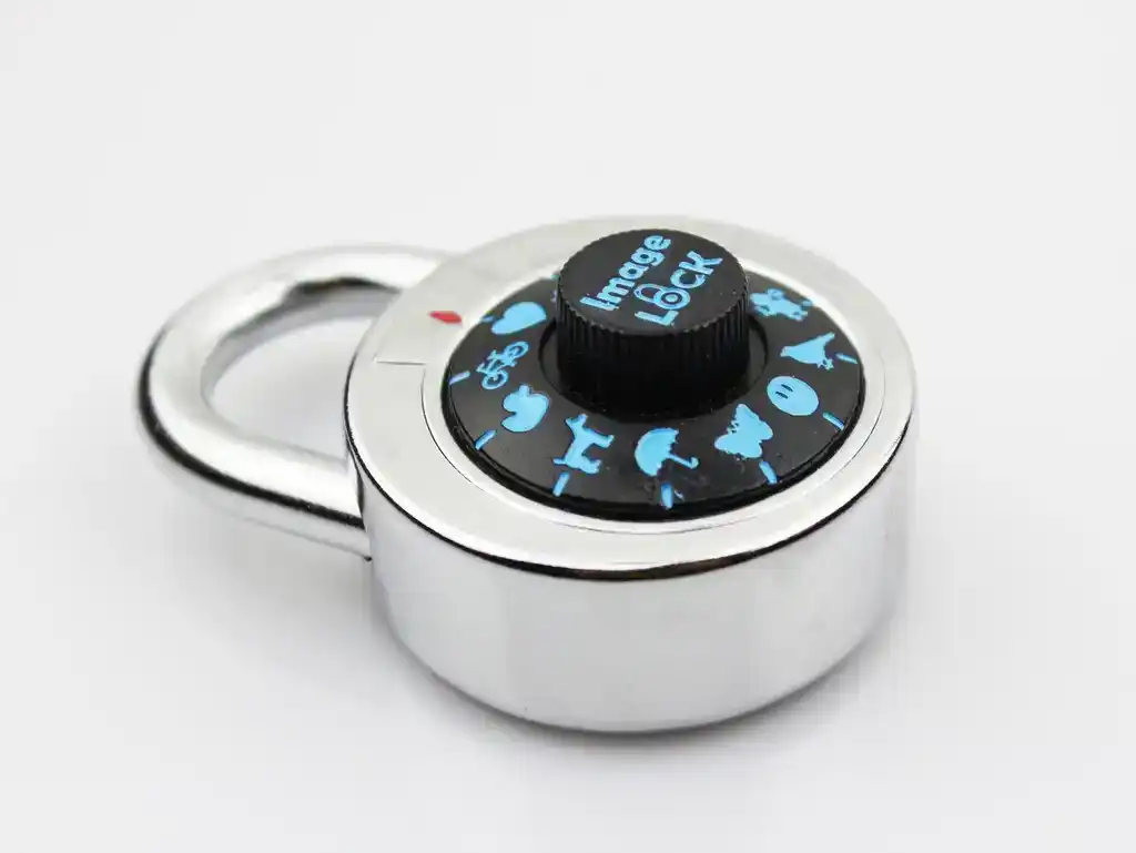 10 coolest school supplies - image lock