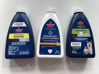 Las diversas soluciones de limpieza para Bissell CrossWave HydroSteam