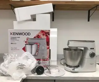 Tytanowy mikser stojący Kenwood Chef XL, rozpakowany