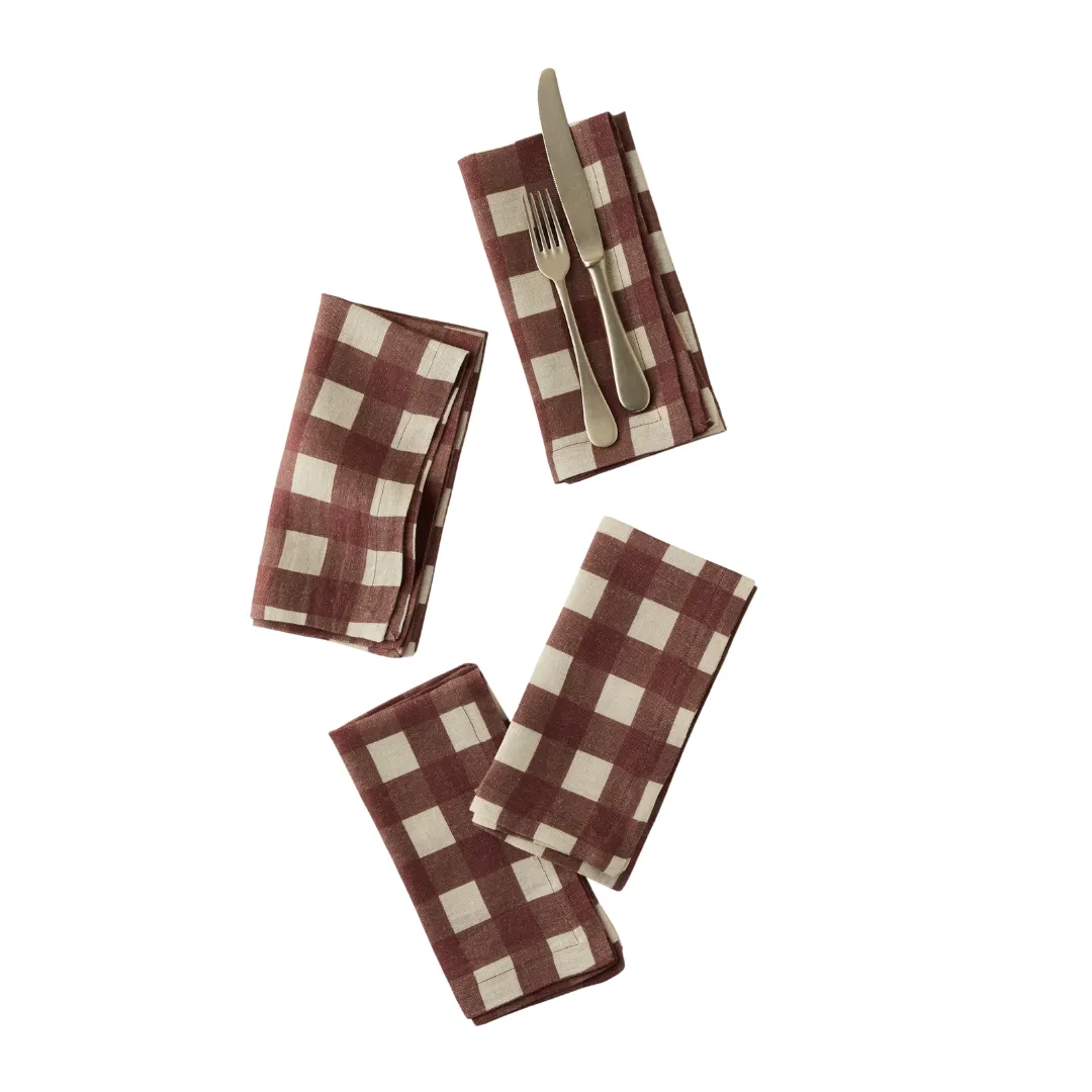 ハイディ・カイリエ作のベイカーテーブルリネン' loading='lazy' title=