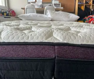 Pesos em colchão Nectar Memory Foam.