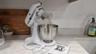 Klasický stojanový mixér KitchenAid