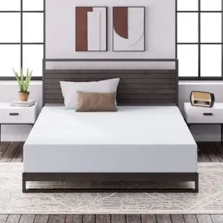 Materasso rinfrescante al tè verde Zinus in una camera da letto.