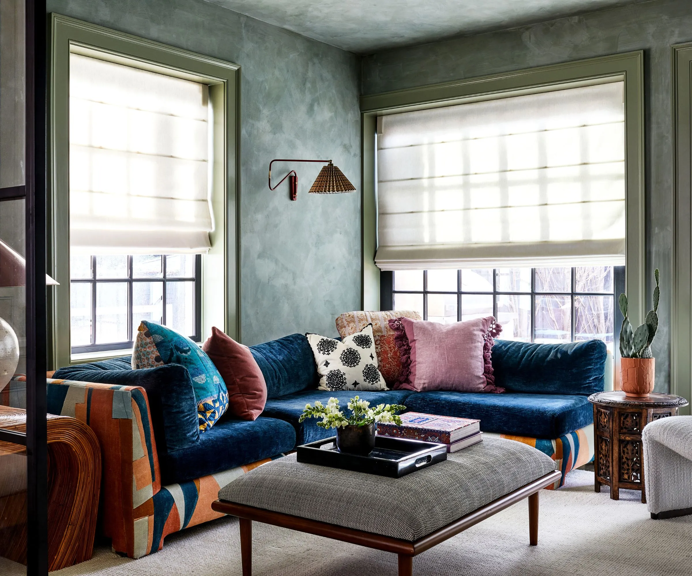 סָלוֹן' loading='lazy' title=