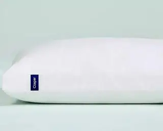 베갯잇을 씌우지 않은 최고의 베개 컷아웃 이미지