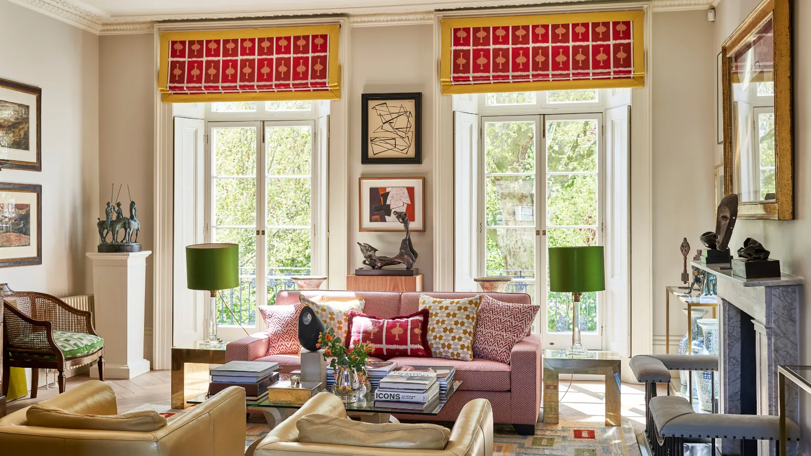 ‘Mantieni un look su misura e accogliente’ – 5 cose che gli interior designer tolgono silenziosamente dai salotti a novembre per prepararsi alla stagione degli ospiti