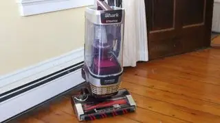 Shark Stratos em pisos duros