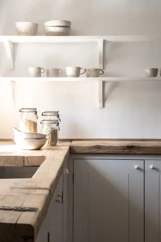 Küchenarbeitsplatte aus Holz nach britischem Standard