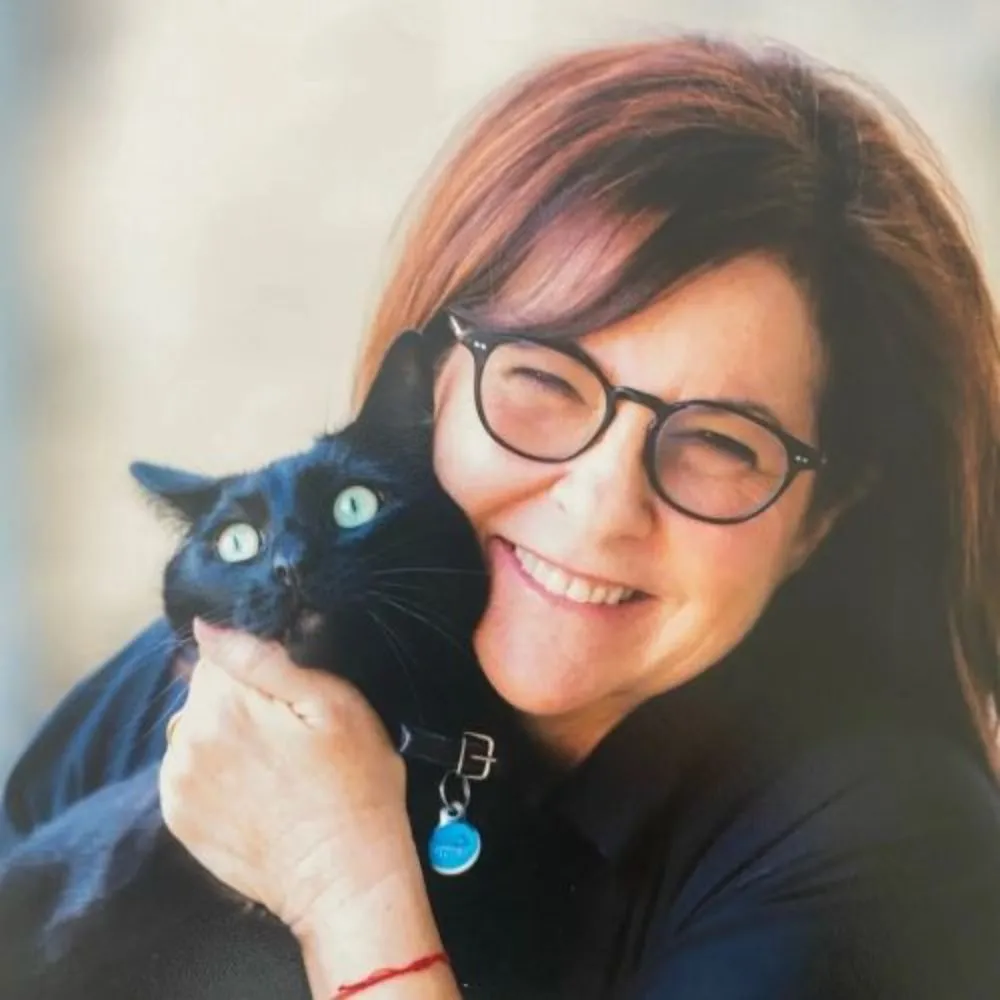 Una foto alla testa di Cathy Orr' loading='lazy' title=