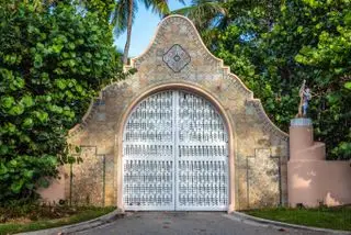 W domu Donalda Trumpa w Mar-a-Lago – posiadłość w Palm Beach przeszukana przez FBI