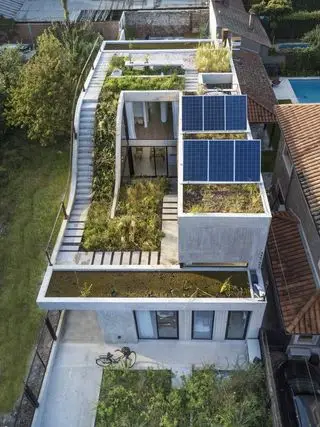modernes Haus mit Gründach
